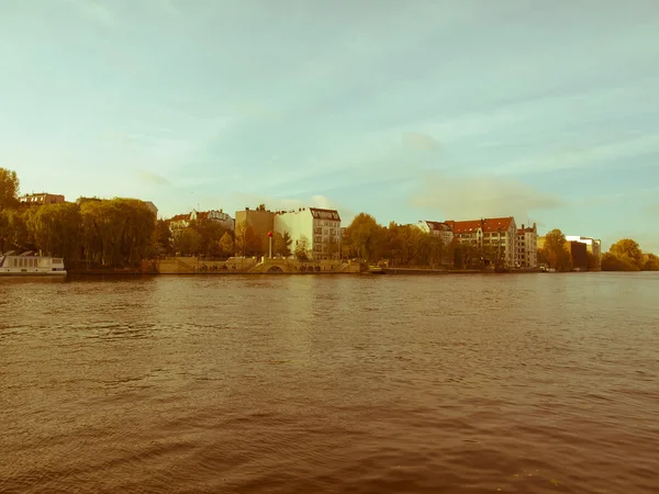 Retro looking River Spree, Berlin — Stock Photo, Image