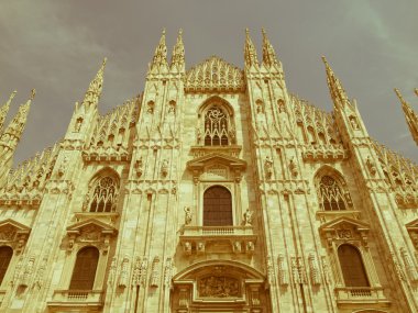 Retro görünümlü duomo, milan