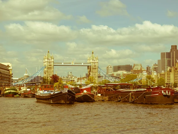 Retro looking Tower Bridge, London — Stock Photo, Image