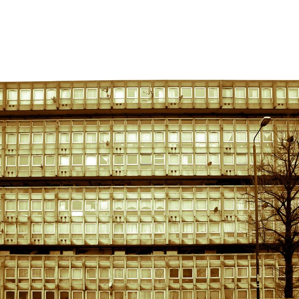 Retro patrząc robin hood gardens, Londyn — Zdjęcie stockowe