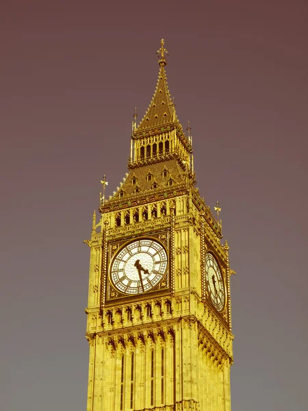 Retro olhando Big Ben — Fotografia de Stock