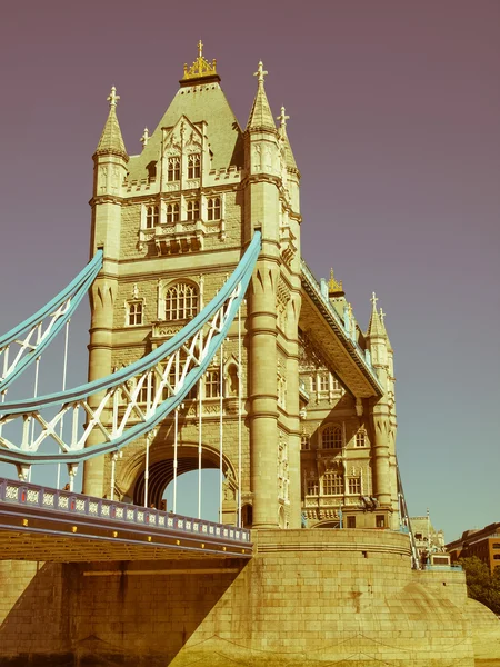 Retro looking Tower Bridge London — Stock Photo, Image