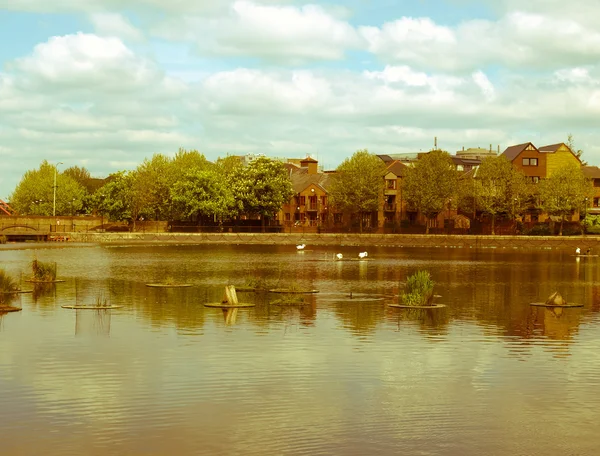 Retro looking Surrey Water, Лондон — стоковое фото