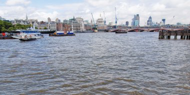 Londra 'da Thames Nehri