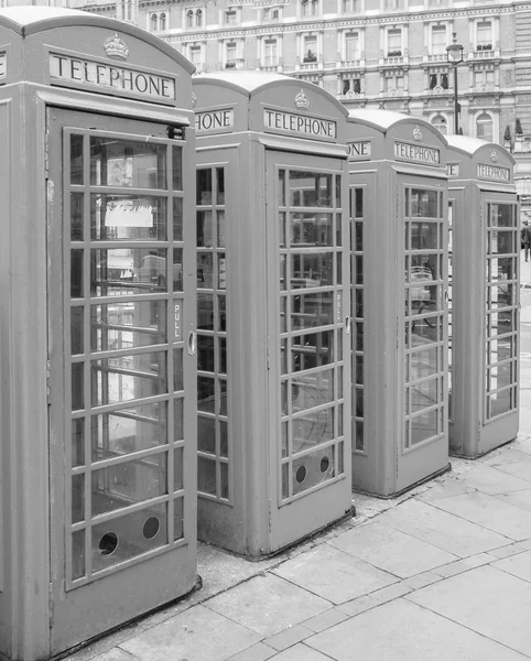 Лондон телефонній будці — стокове фото
