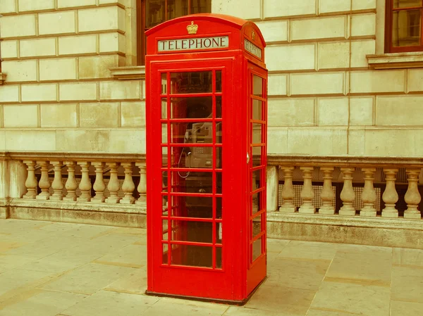 Ρετρό αναζητούν Λονδίνο Τηλεφωνικό κιβώτιο — Φωτογραφία Αρχείου