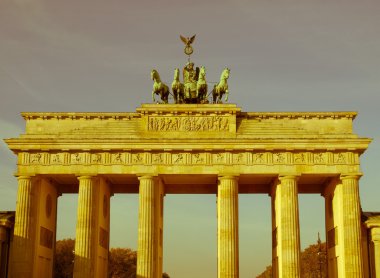 Retro görünümlü brandenburger tor, berlin