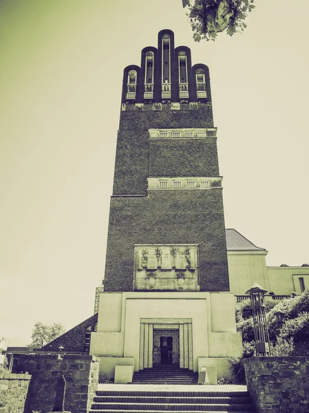 Vintage sepia bruiloft toren in darmstadt — Stockfoto