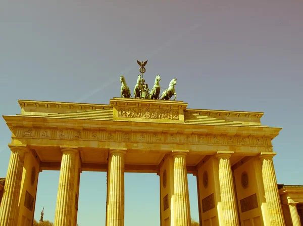 Retro görünümlü brandenburger tor, berlin — Stok fotoğraf