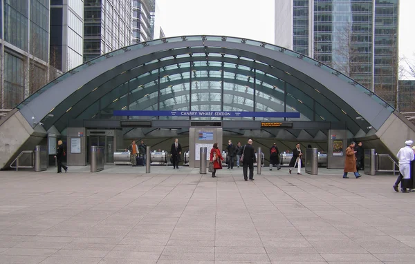 Canary Wharf tube station — Stock Photo, Image