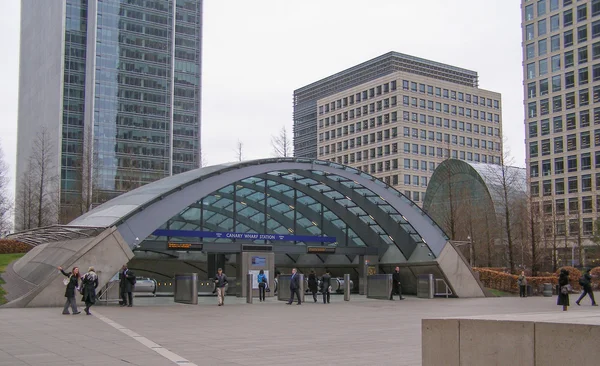 Estación de metro Canary Wharf — Foto de Stock