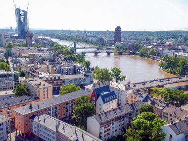 Frankfurt ben ana Almanya 'yım.