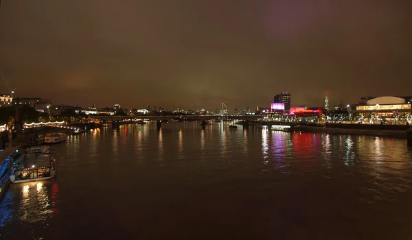 Rio Tâmisa em Londres — Fotografia de Stock