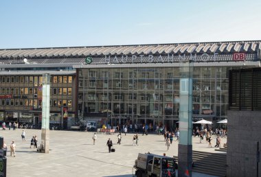 Köln Merkez İstasyonu