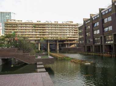Londra'da Barbican Emlak