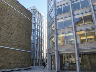 Londra'da bina ekonomist