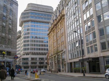 Kraliçe anne gate london