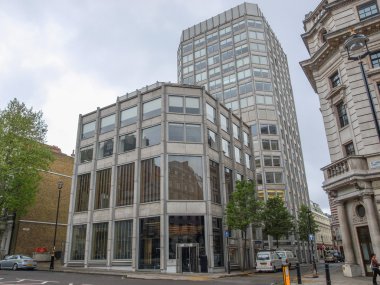 Londra'da bina ekonomist