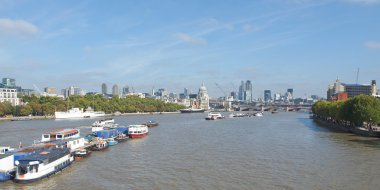 Londra 'da Thames Nehri