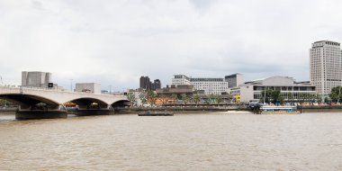 River thames south bank, Londra