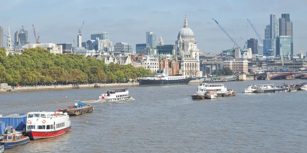 Río Támesis en Londres — Foto de Stock