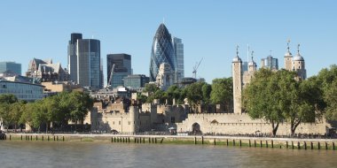 Londra Kulesi