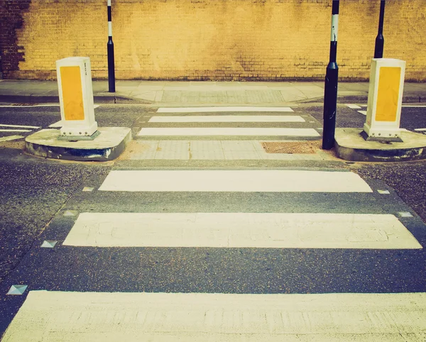 Wyglądowi retro zebra crossing — Zdjęcie stockowe