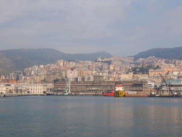Порту Веккьо старая гавань в Генуе — стоковое фото