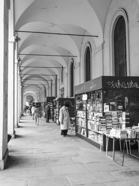 Portici Via Po noir et blanc à Turin Italie — Photo