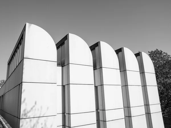 Black and white Bauhaus Archive in Berlin — Stock Photo, Image