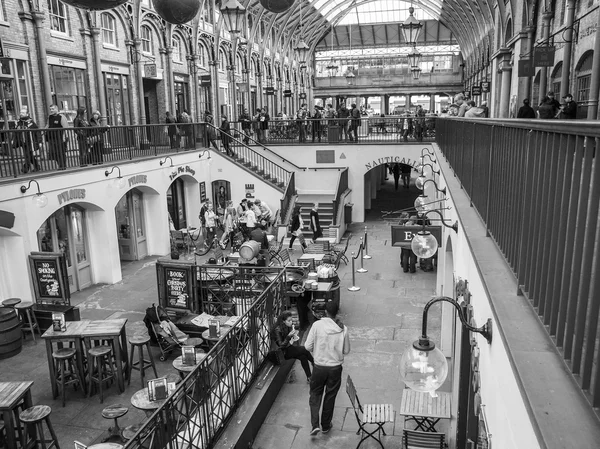 Black and white Covent Garden London — Stock Photo, Image