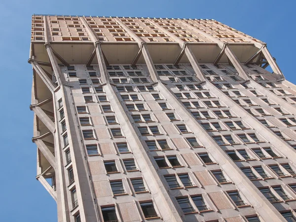 Torre velasca Milaan — Stockfoto