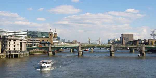 Floden Thames i London — Stockfoto