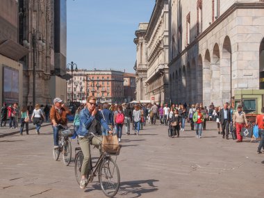 Piazza Duomo Milan