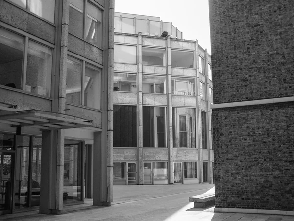 Edificio Economista en blanco y negro en Londres — Foto de Stock