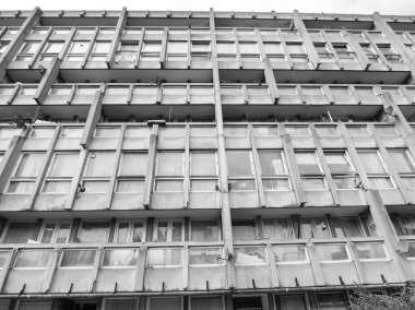 siyah-beyaz robin hood gardens Londra