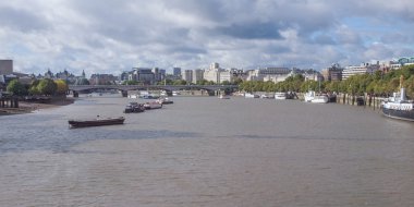 Londra 'da Thames Nehri