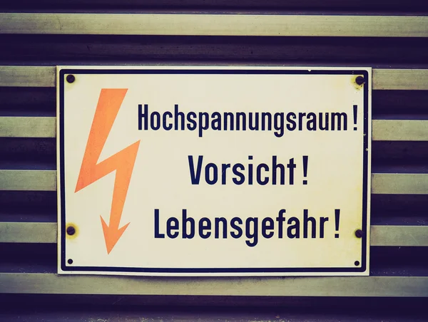 Wyglądowi retro niebezpieczeństwo porażenia prądem elektrycznym śmierci — Zdjęcie stockowe