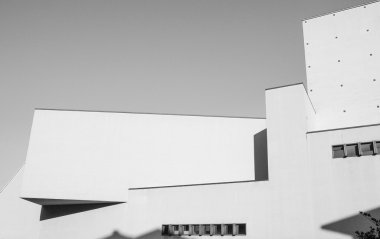 siyah-beyaz teatro degli arcimboldi Milano bicocca