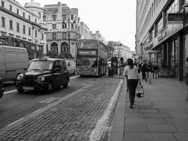 siyah ve beyaz strand, Londra