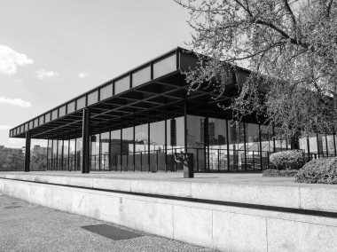 siyah-beyaz neue nationalgalerie