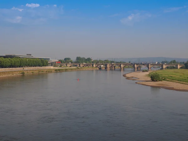 Rzeka Łaby w Dreźnie — Zdjęcie stockowe