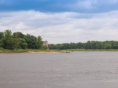 Elbe Nehri