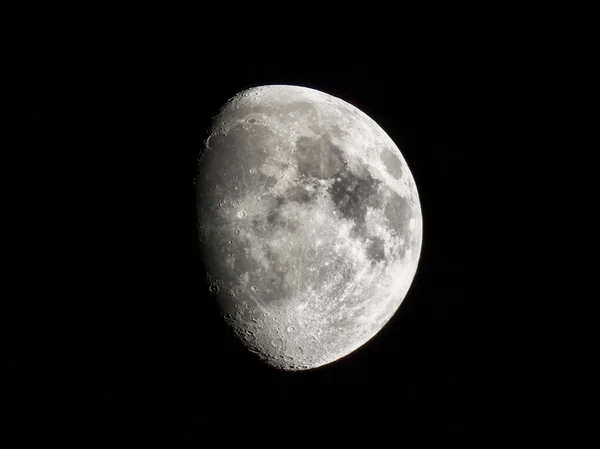 Luna gibbosa — Foto Stock