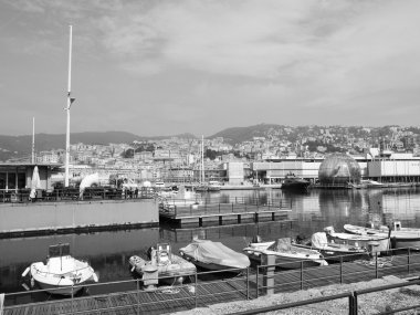 siyah-beyaz porto vecchio Cenova İtalya