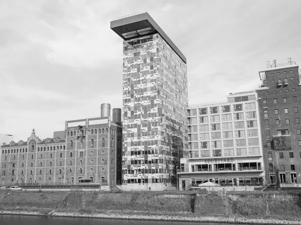 Siyah beyaz medienhafen Düsseldorf — Stok fotoğraf