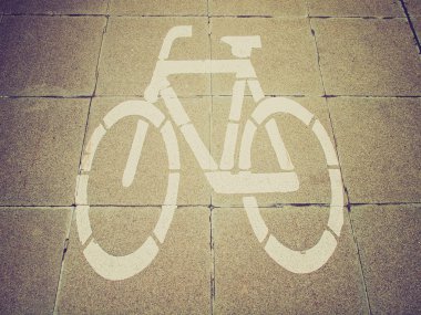 Bisiklet şeridi tabelası