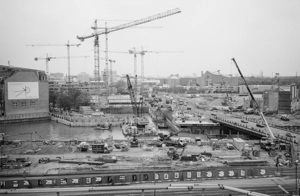 Black and white Potsdamer Platz building site — Stock Photo, Image