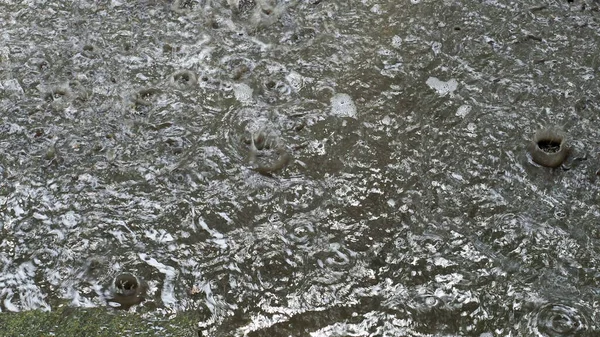 雨水的质地作为背景很有用 — 图库照片