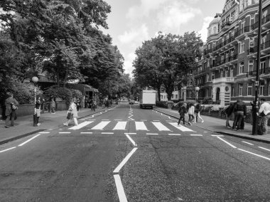 siyah ve beyaz abbey road Londra İngiltere
